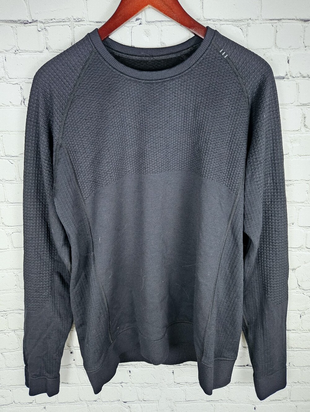 LULULEMON | Engineered Warmth long sleeve crewneck merino wool top